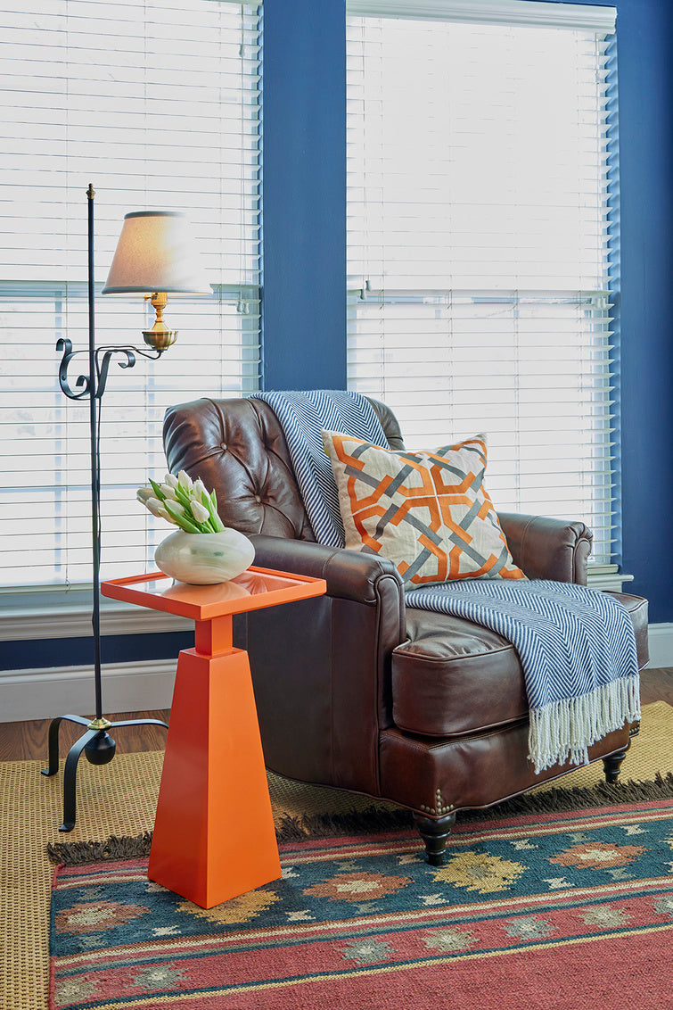 Carlyle Spot Table